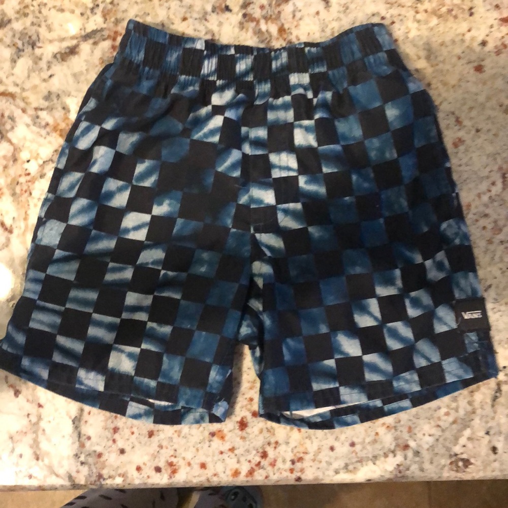 Boys vans board shorts size 6